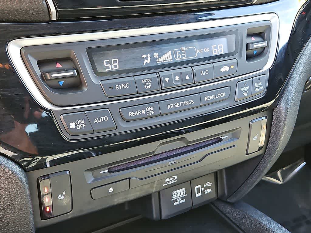 2022 Honda Pilot Touring 7-Passenger