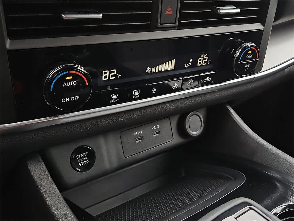 2024 Nissan Rogue SV