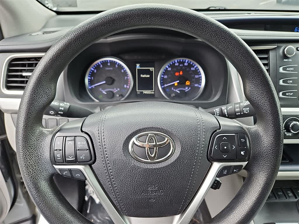 2019 Toyota Highlander LE