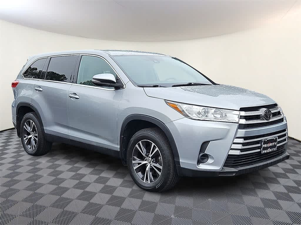 2019 Toyota Highlander LE