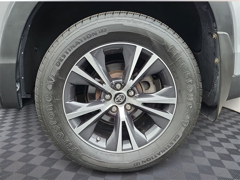 2019 Toyota Highlander LE