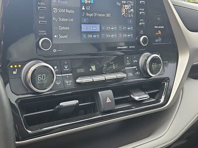 2022 Toyota Highlander XLE