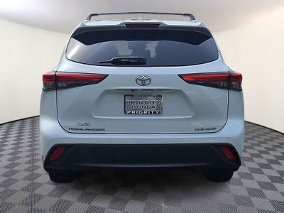 2022 Toyota Highlander XLE