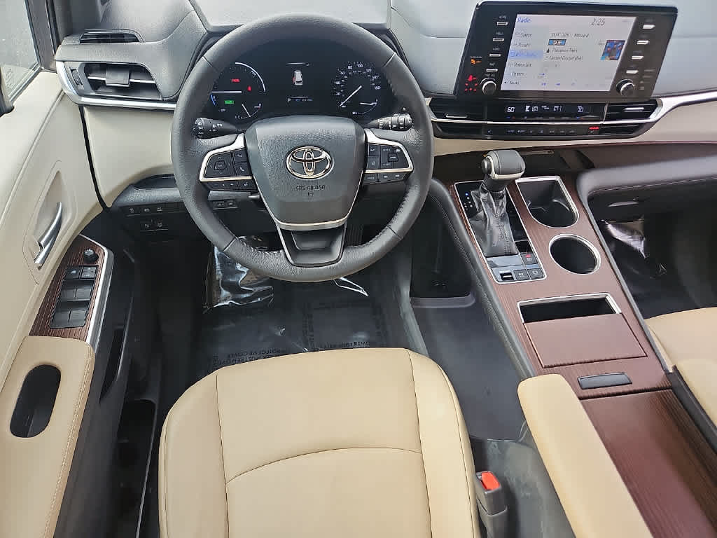 2021 Toyota Sienna XLE