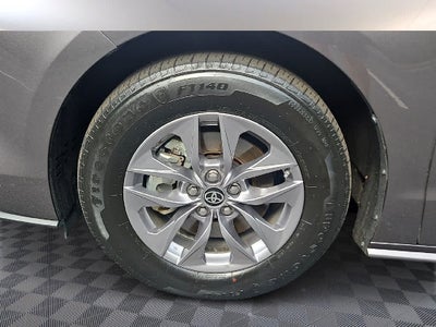 2021 Toyota Sienna XLE