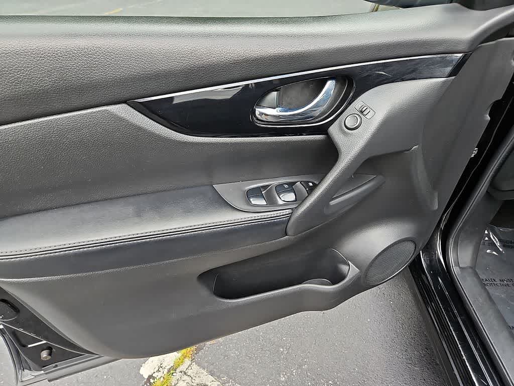2020 Nissan Rogue Sport SV