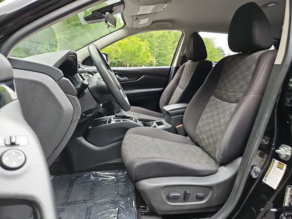 2020 Nissan Rogue Sport SV