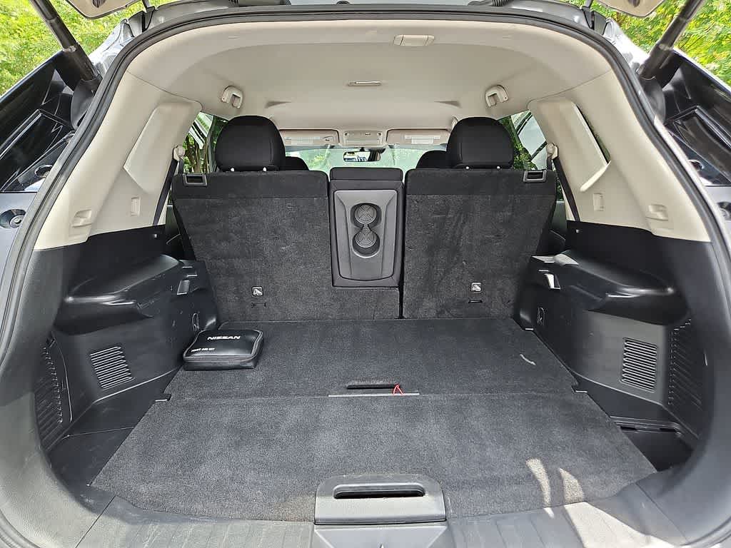 2020 Nissan Rogue SV