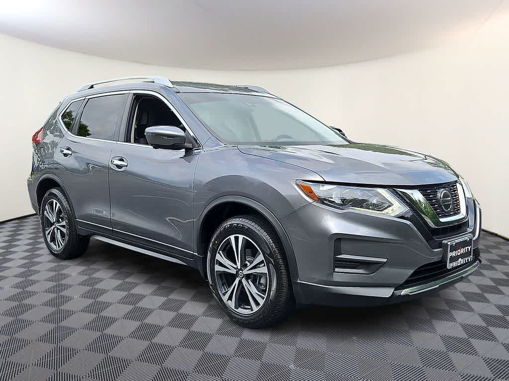2020 Nissan Rogue SV