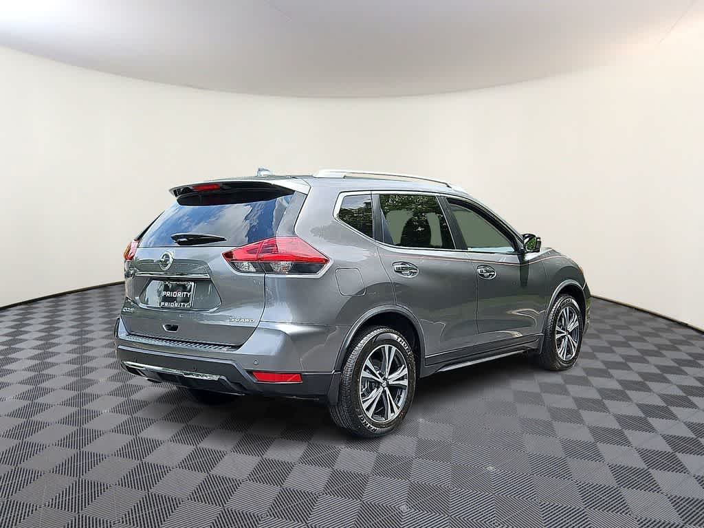 2020 Nissan Rogue SV