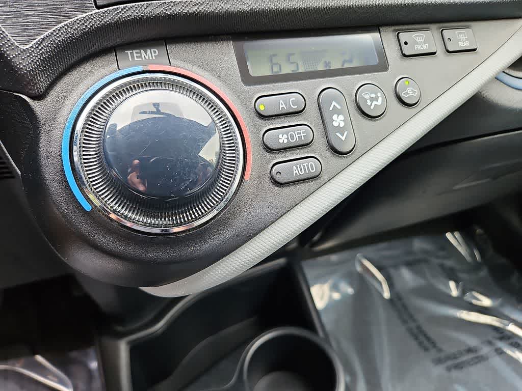 2012 Toyota Prius c Three