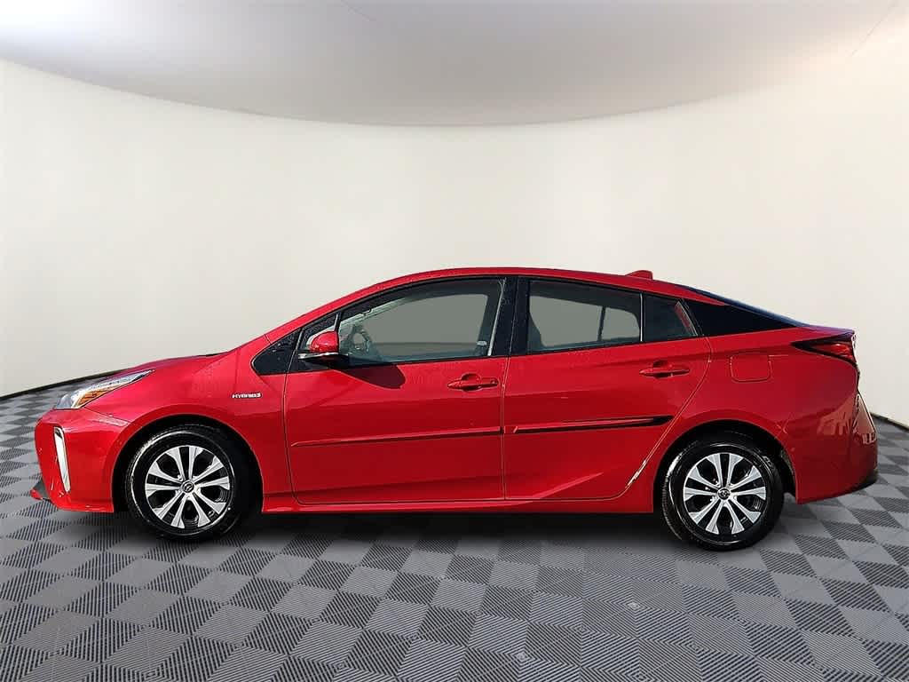2022 Toyota Prius LE