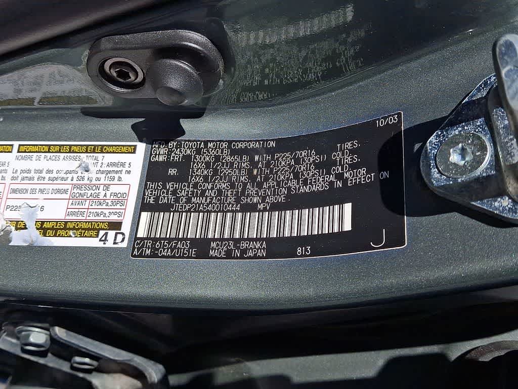 2004 Toyota Highlander Base