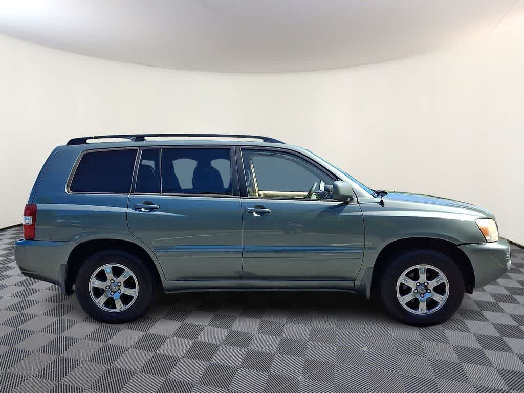 2004 Toyota Highlander Base