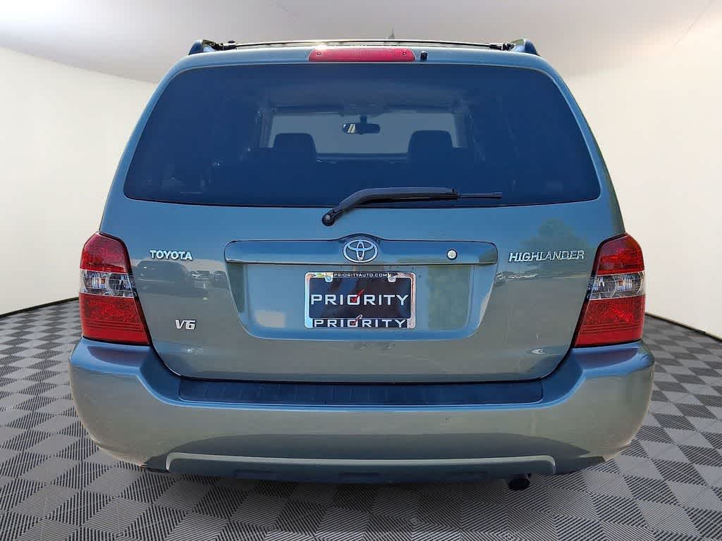 2004 Toyota Highlander Base