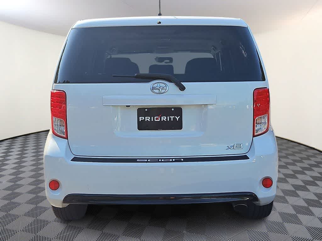 2014 Scion xB Base