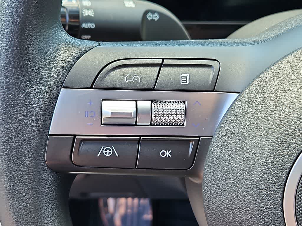 2024 Hyundai Kona SE