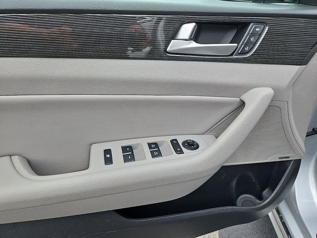 2019 Hyundai Sonata Hybrid Limited