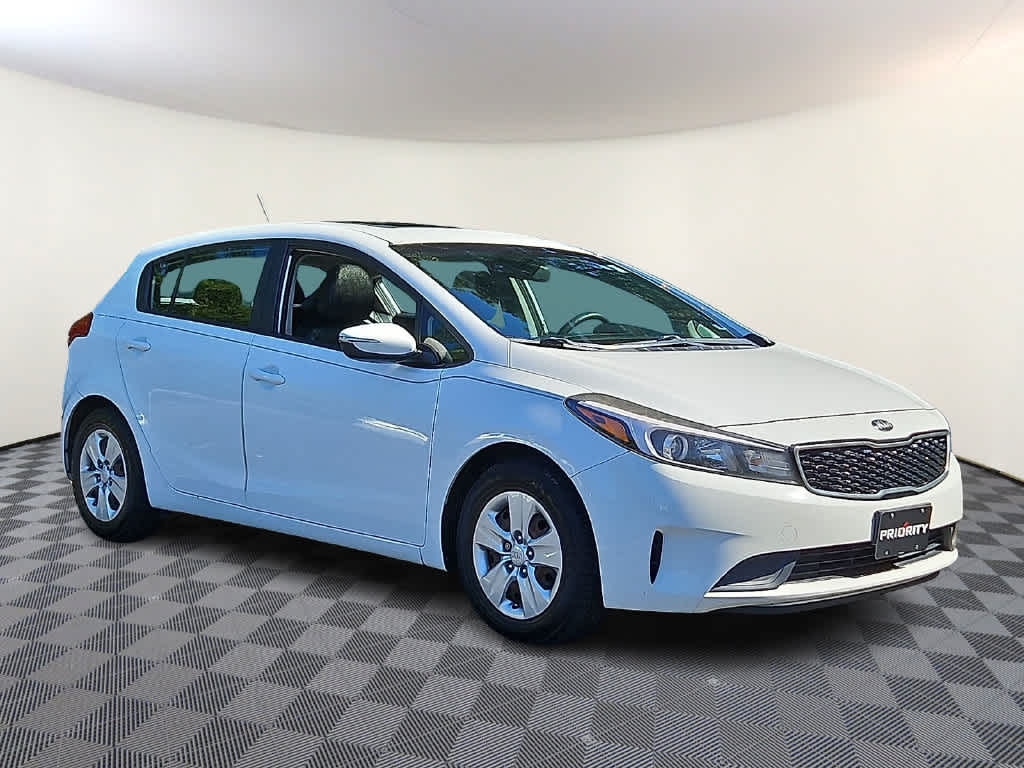 2017 Kia Forte5 LX