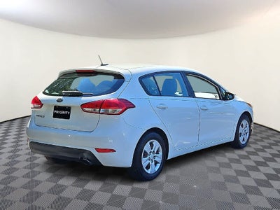 2017 Kia Forte5 LX