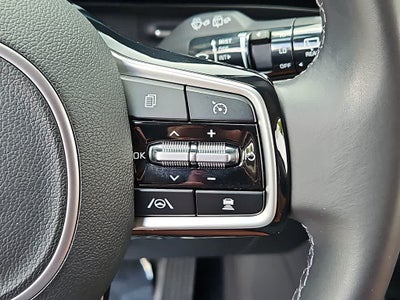 2023 Kia Carnival SX