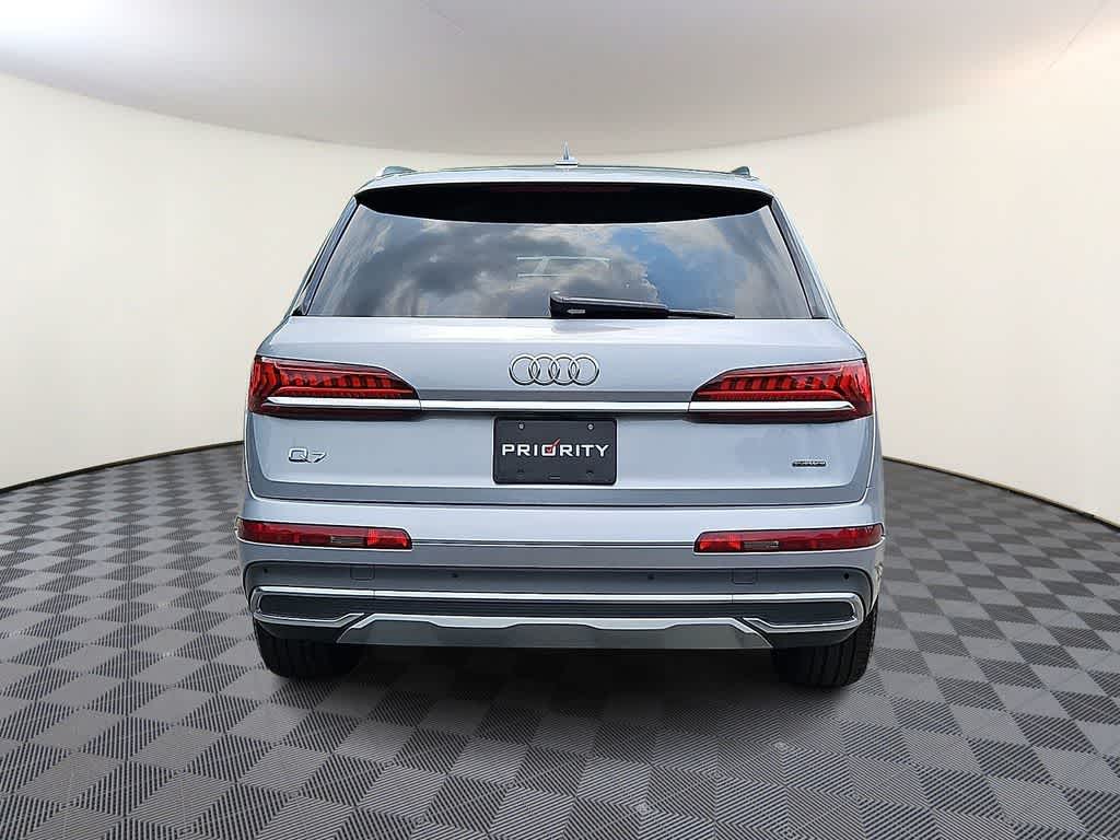 2021 Audi Q7 Premium Plus