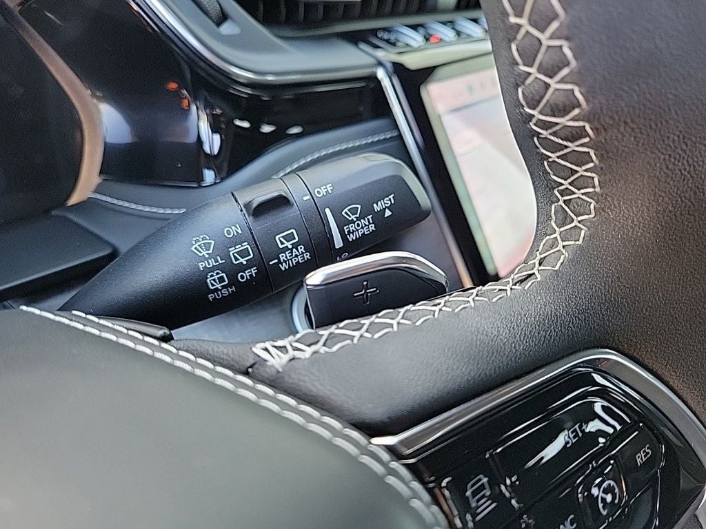 2023 Jeep Grand Cherokee Overland