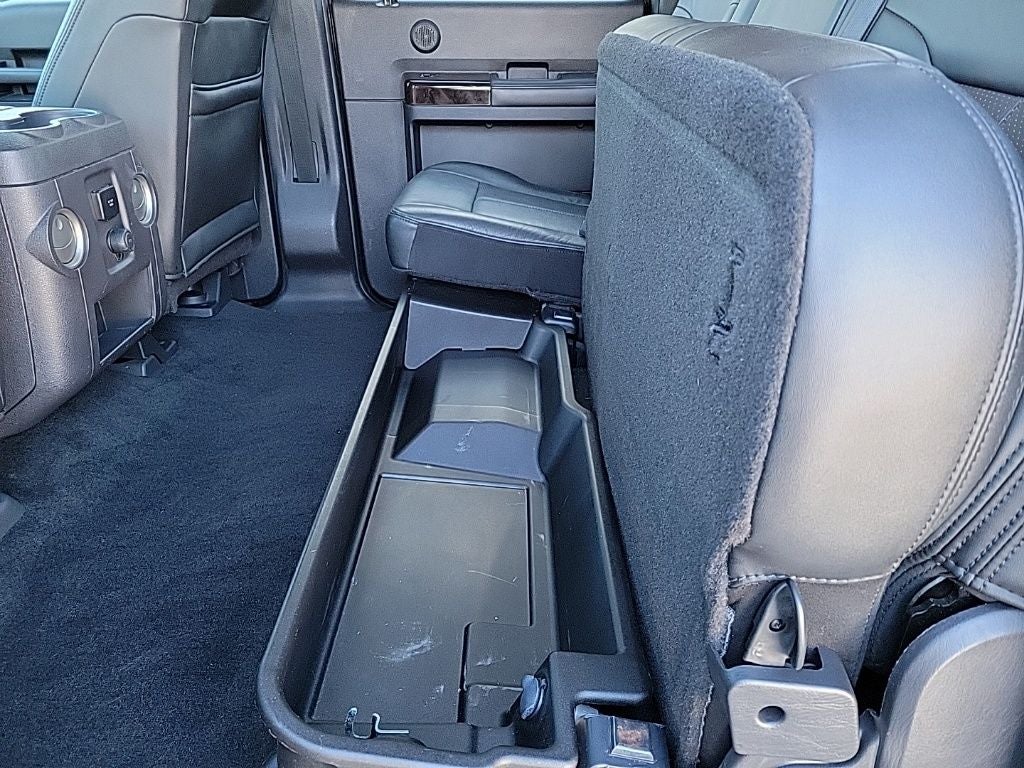 2016 Ford F-350SD Platinum DRW