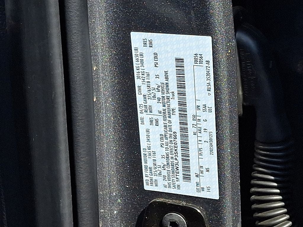 2025 Ford F-150 XLT