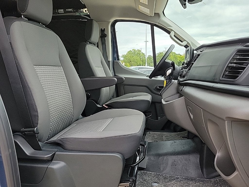 2025 Ford Transit-150 Base