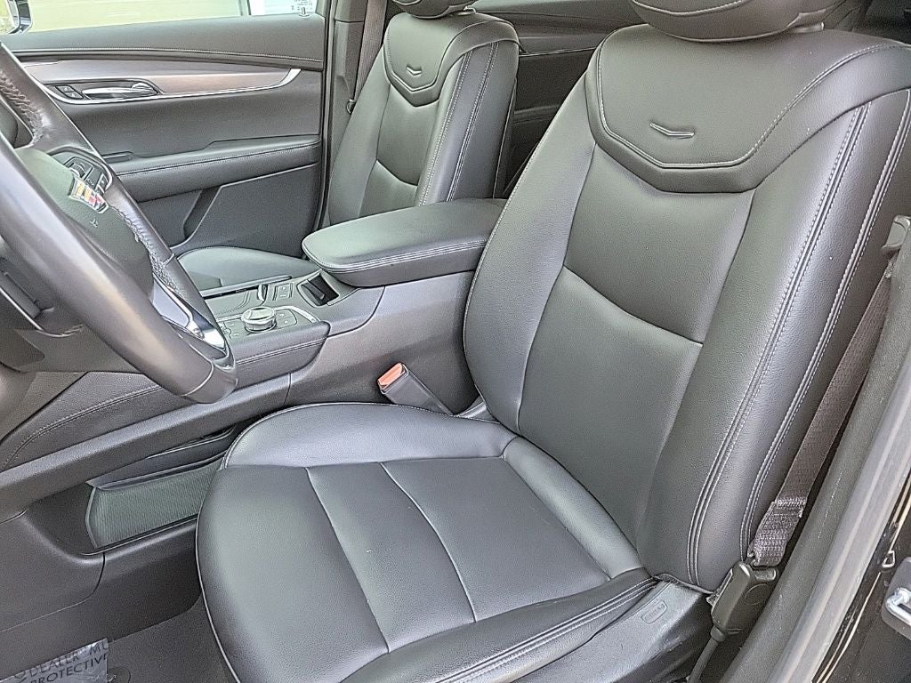 2024 Cadillac XT6 Luxury