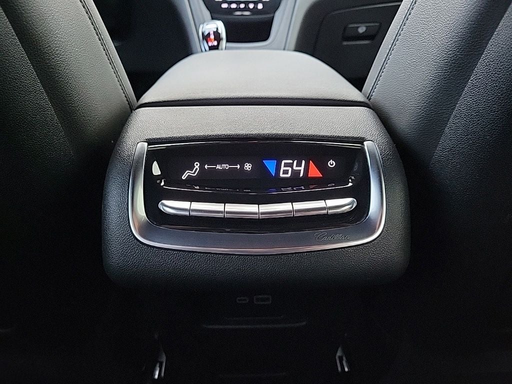 2024 Cadillac XT6 Luxury
