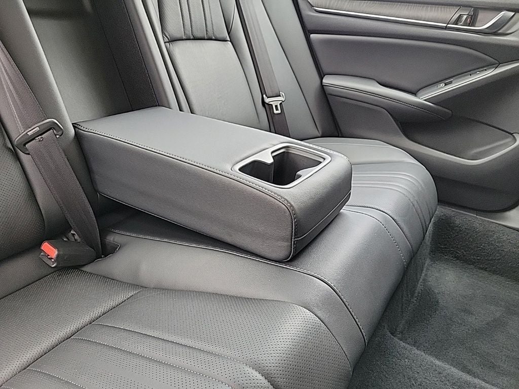 2022 Honda Accord Hybrid Touring