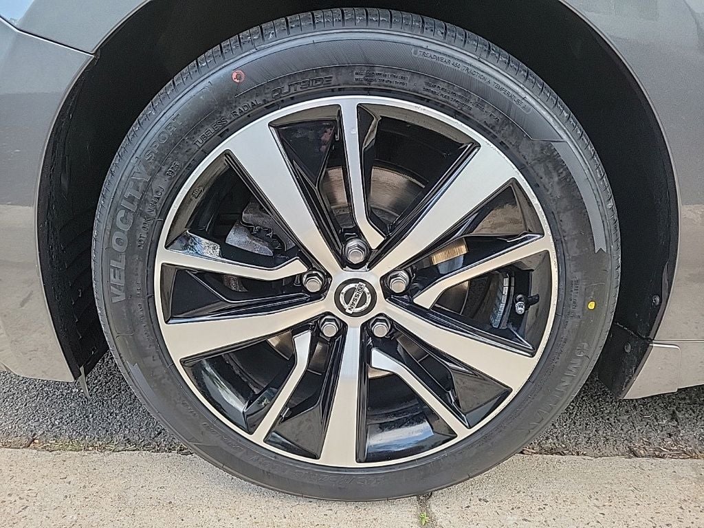 2021 Nissan Maxima SV