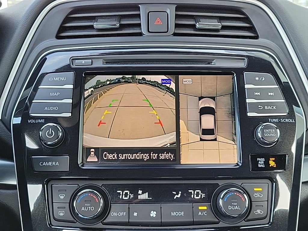 2023 Nissan Maxima SR