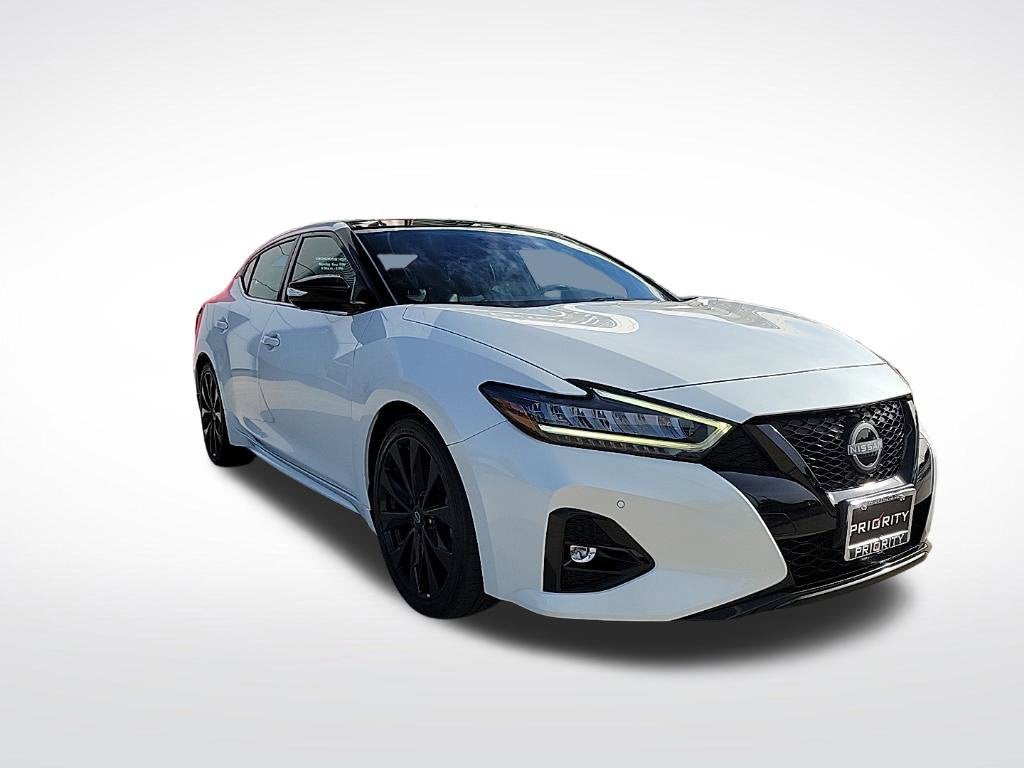 2023 Nissan Maxima SR