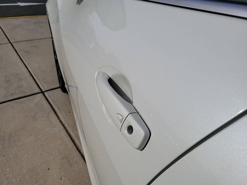 2023 Nissan Maxima SR