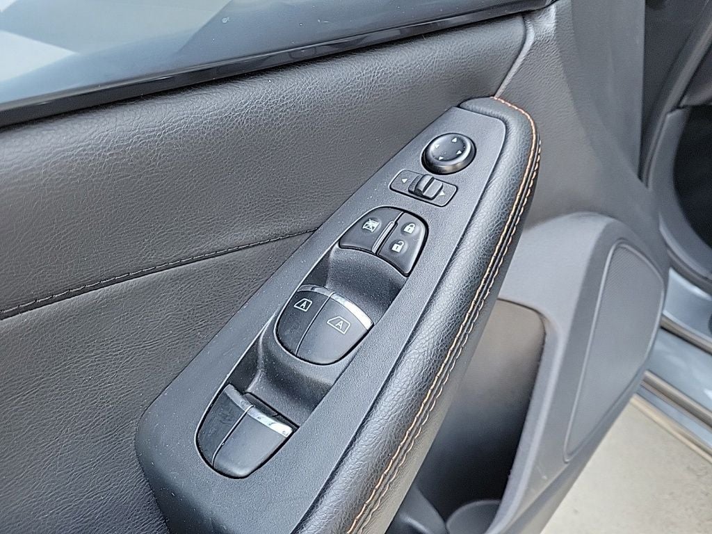 2023 Nissan Maxima SR