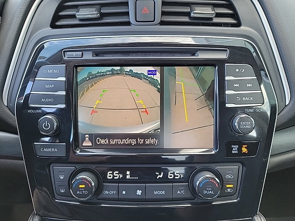 2023 Nissan Maxima Platinum