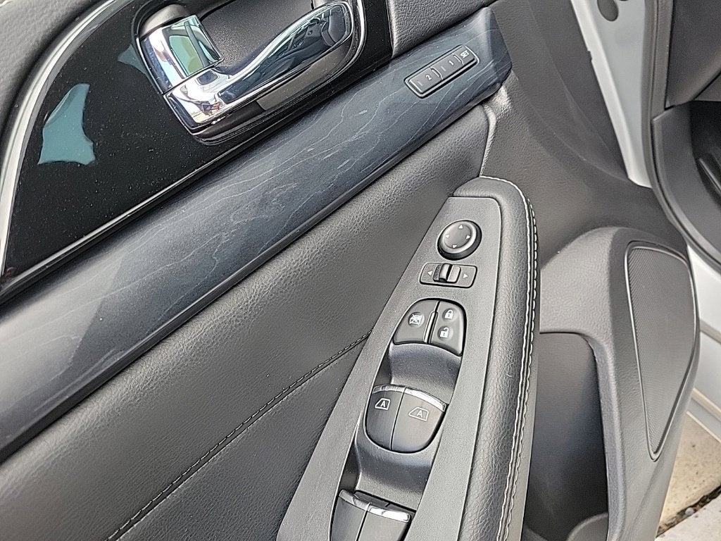 2023 Nissan Maxima Platinum