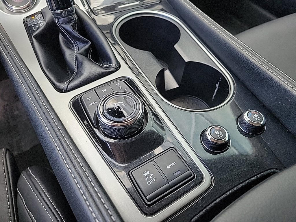 2023 Nissan Maxima Platinum