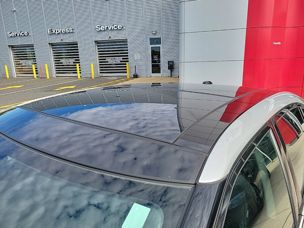 2023 Nissan Maxima Platinum