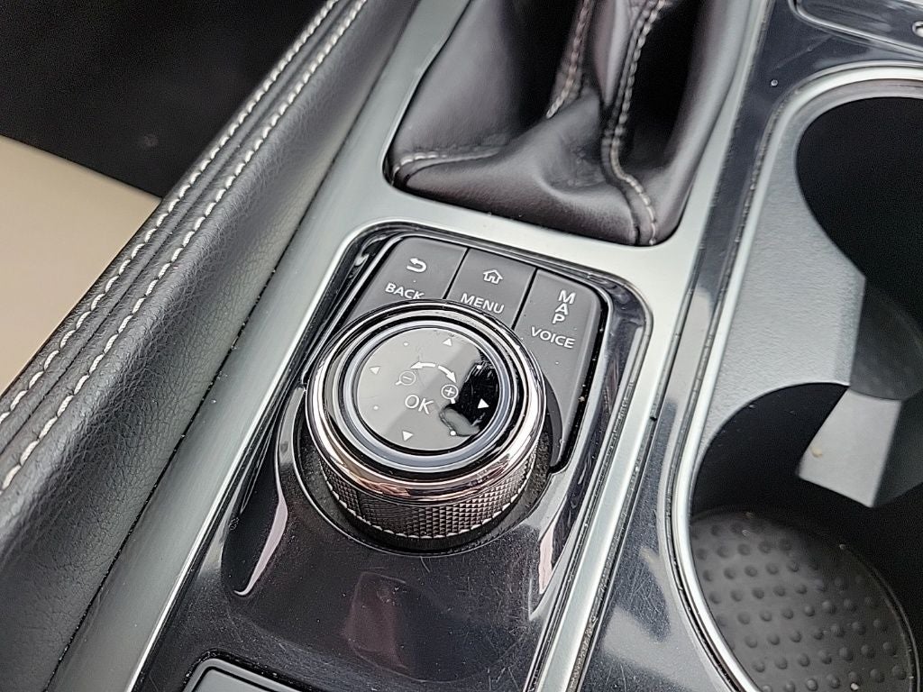 2023 Nissan Maxima Platinum