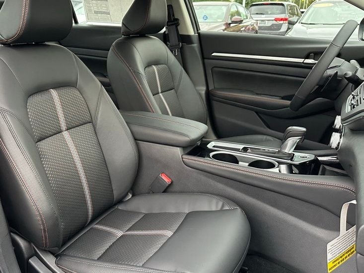 2026 Nissan Altima SR