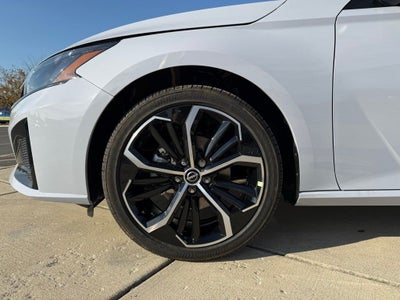 2025 Nissan Altima 2.5 SR