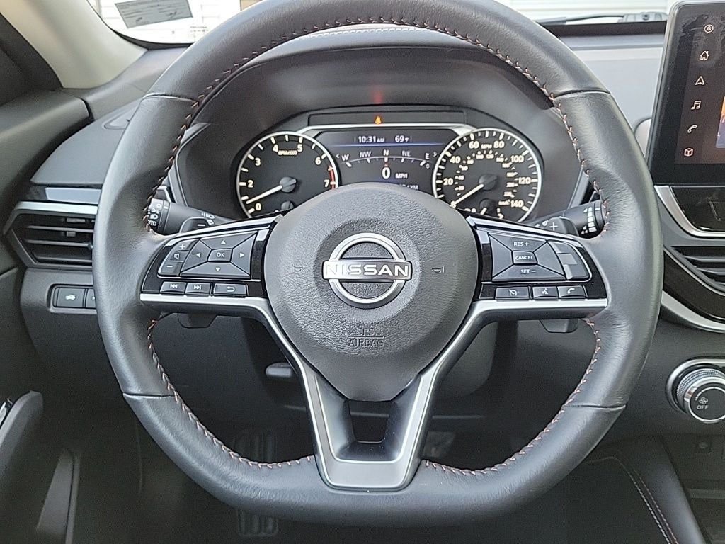 2023 Nissan Altima 2.5 SR