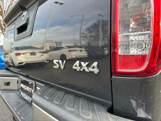 2015 Nissan Frontier SV 4WD Crew Cab SWB Auto in Virginia Beach, VA - Priority Auto Group