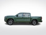 2024 Nissan Frontier Crew Cab SL