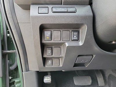 2024 Nissan Frontier Crew Cab SL