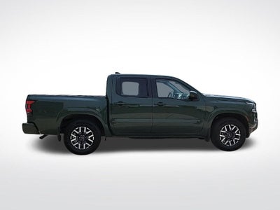 2024 Nissan Frontier Crew Cab SL